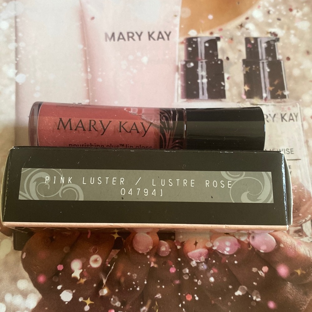 Mary Kay Lip gloss- color Pink Luster. Brand new in the box.